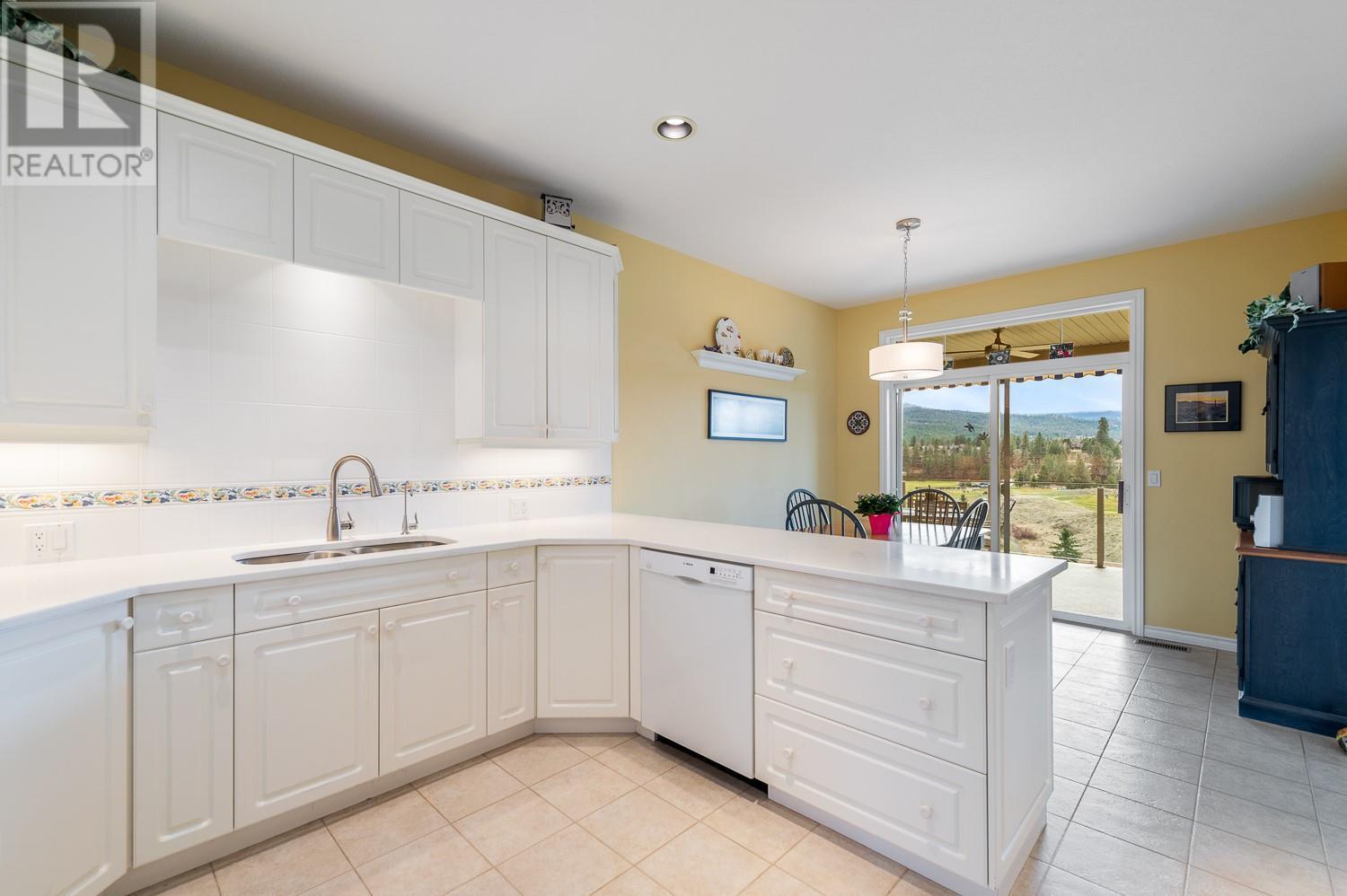 3800 Gallaghers Pinnacle Way Unit# 8. Kelowna, British Columbia