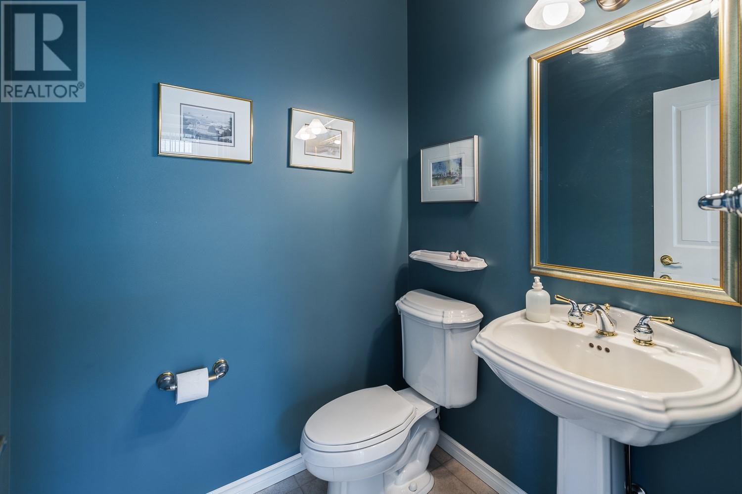 3800 Gallaghers Pinnacle Way Unit# 8. Kelowna, British Columbia