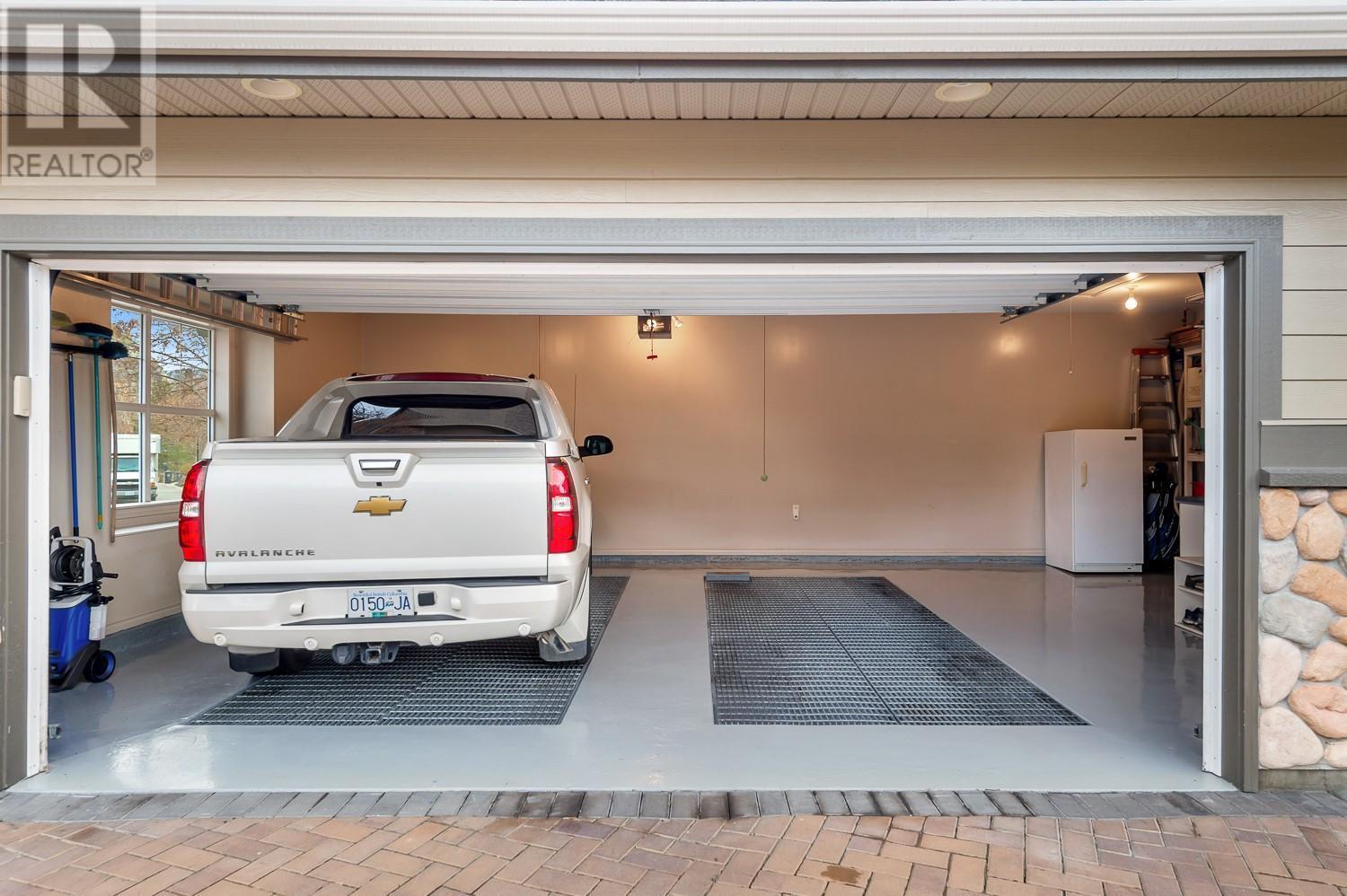 3800 Gallaghers Pinnacle Way Unit# 8. Kelowna, British Columbia