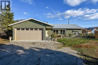 7231 Island Road. Oliver, British Columbia