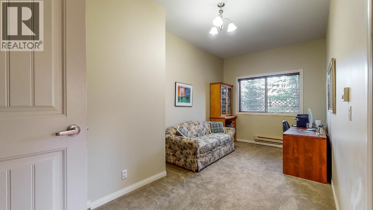 7231 Island Road. Oliver, British Columbia