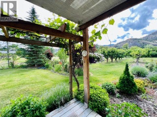 7231 Island Road. Oliver, British Columbia