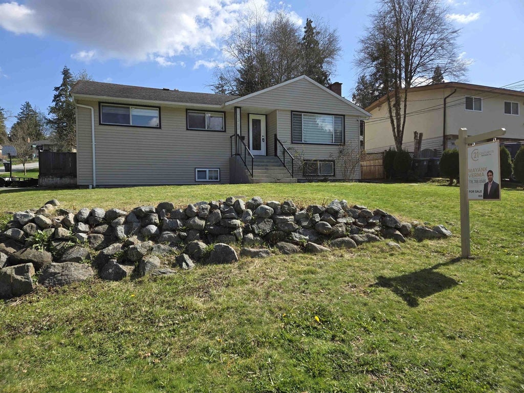 11352 Glen Avon Drive, Surrey