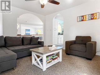 5814 Oleander Drive. Osoyoos, British Columbia