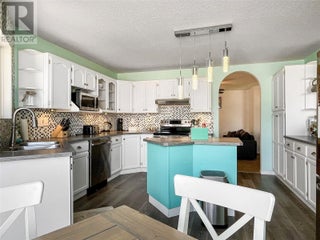 5814 Oleander Drive. Osoyoos, British Columbia