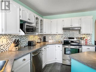 5814 Oleander Drive. Osoyoos, British Columbia