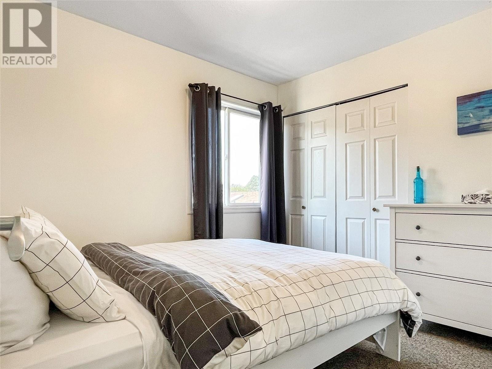 5814 Oleander Drive. Osoyoos, British Columbia