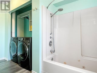 5814 Oleander Drive. Osoyoos, British Columbia