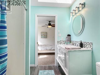 5814 Oleander Drive. Osoyoos, British Columbia