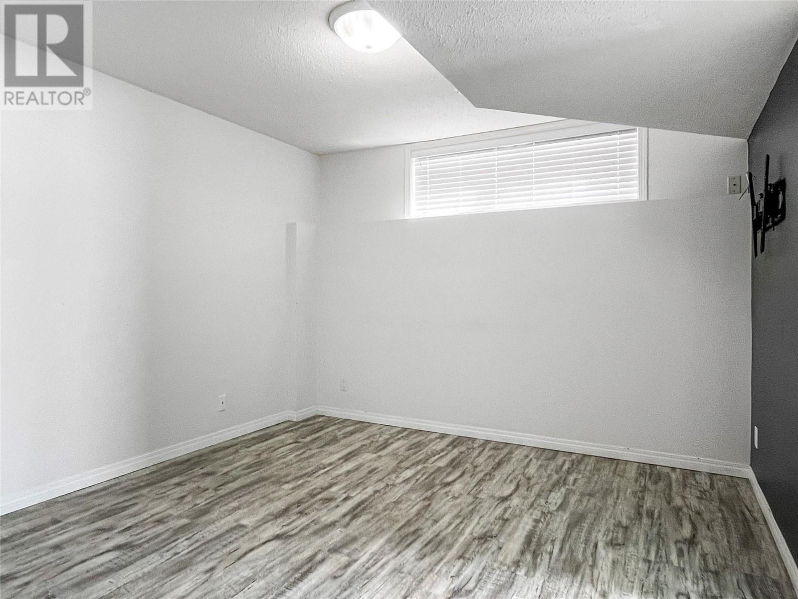 5814 Oleander Drive. Osoyoos, British Columbia