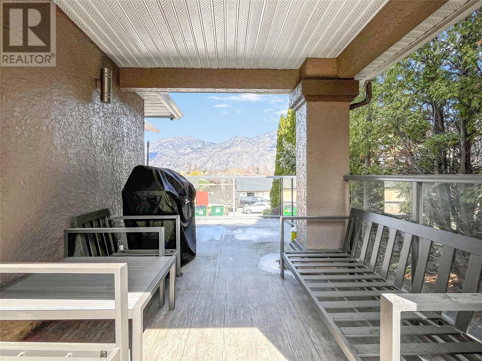 5814 Oleander Drive. Osoyoos, British Columbia