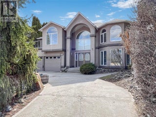 5814 Oleander Drive. Osoyoos, British Columbia