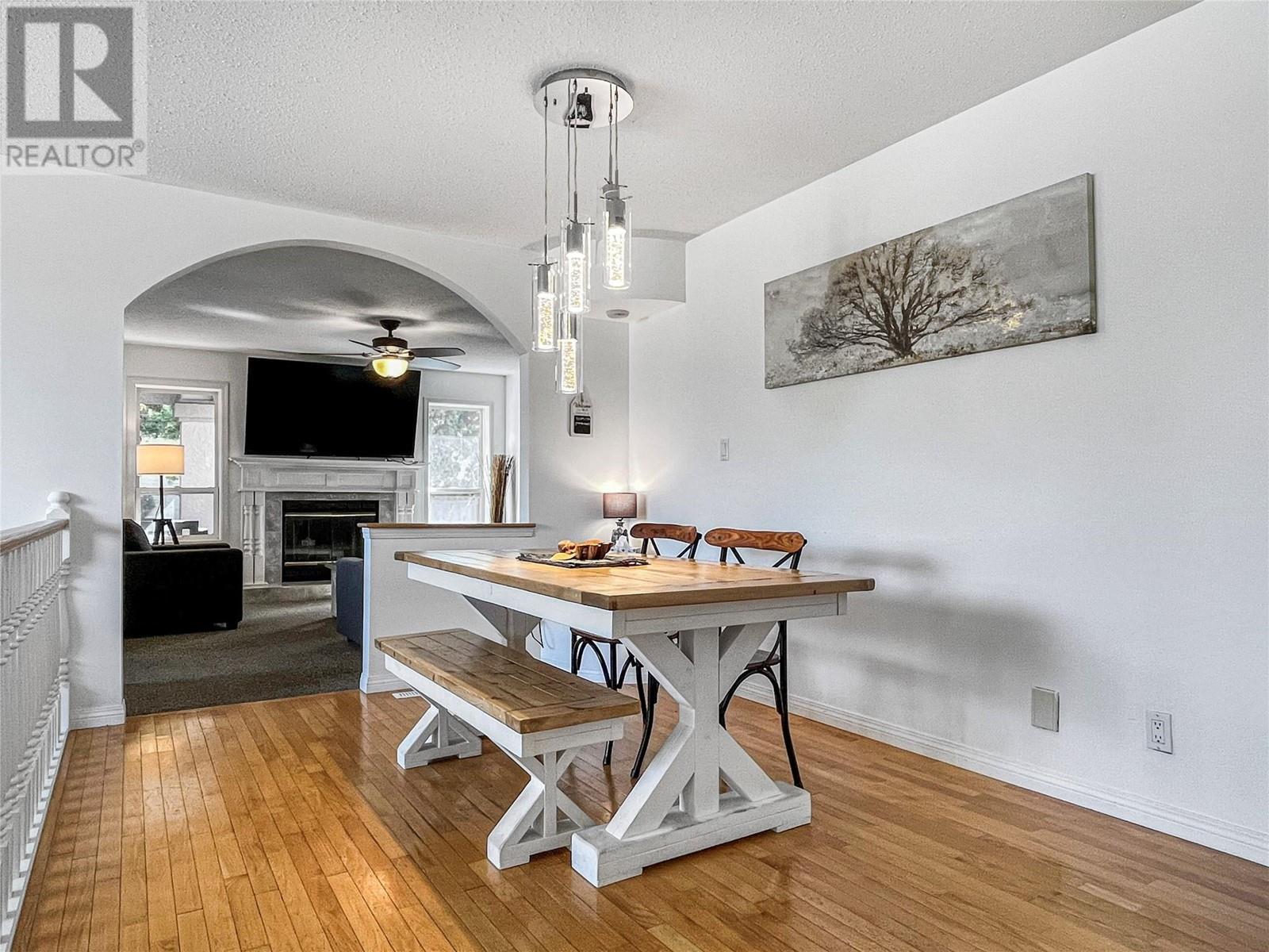 5814 Oleander Drive. Osoyoos, British Columbia