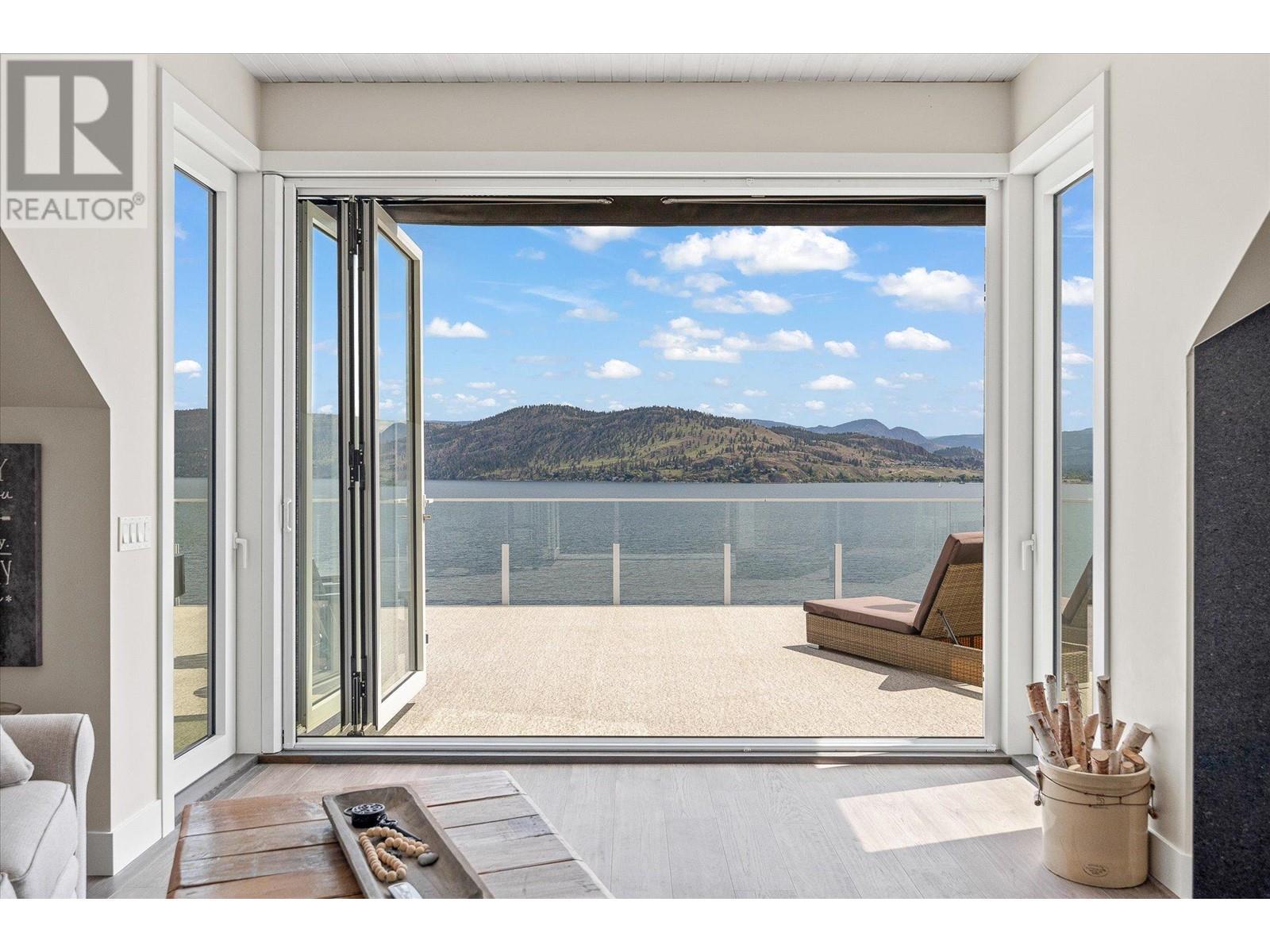 901 Westside Road S Unit# 22. West Kelowna, British Columbia