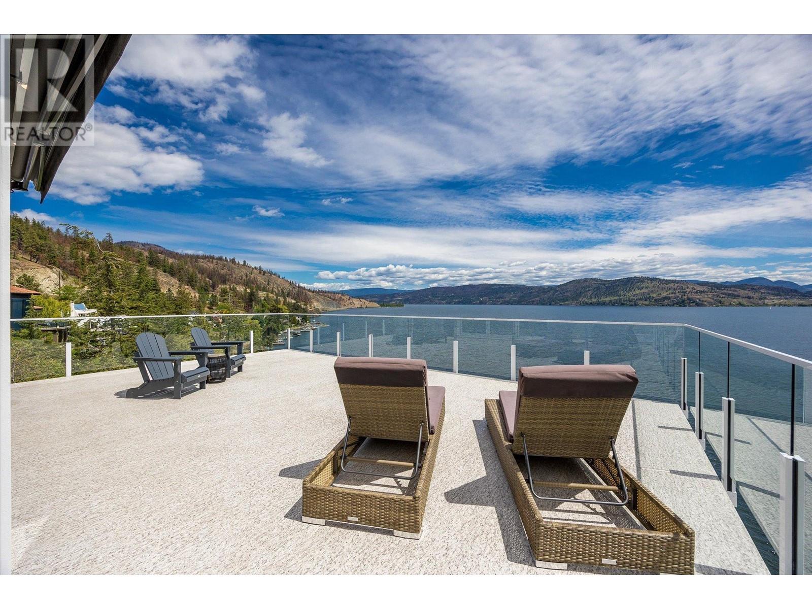 901 Westside Road S Unit# 22. West Kelowna, British Columbia