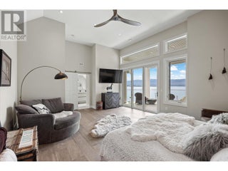 901 Westside Road S Unit# 22. West Kelowna, British Columbia