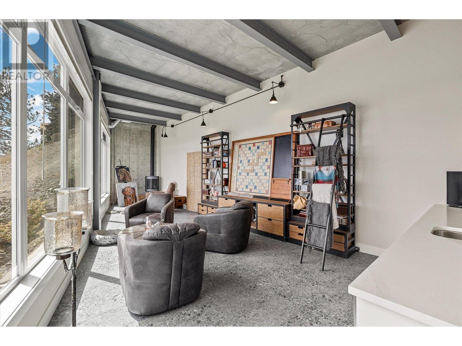 901 Westside Road S Unit# 22. West Kelowna, British Columbia