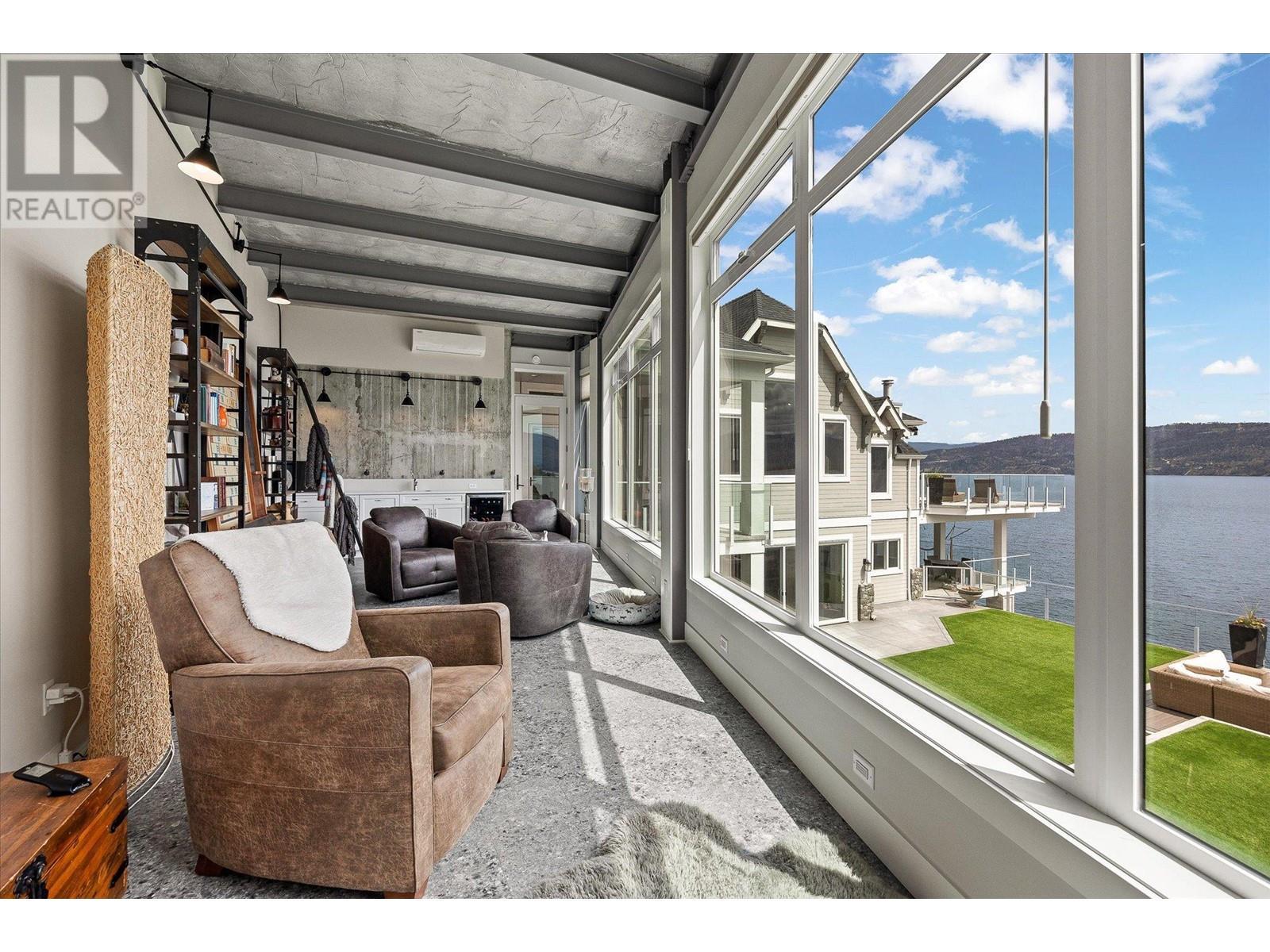 901 Westside Road S Unit# 22. West Kelowna, British Columbia