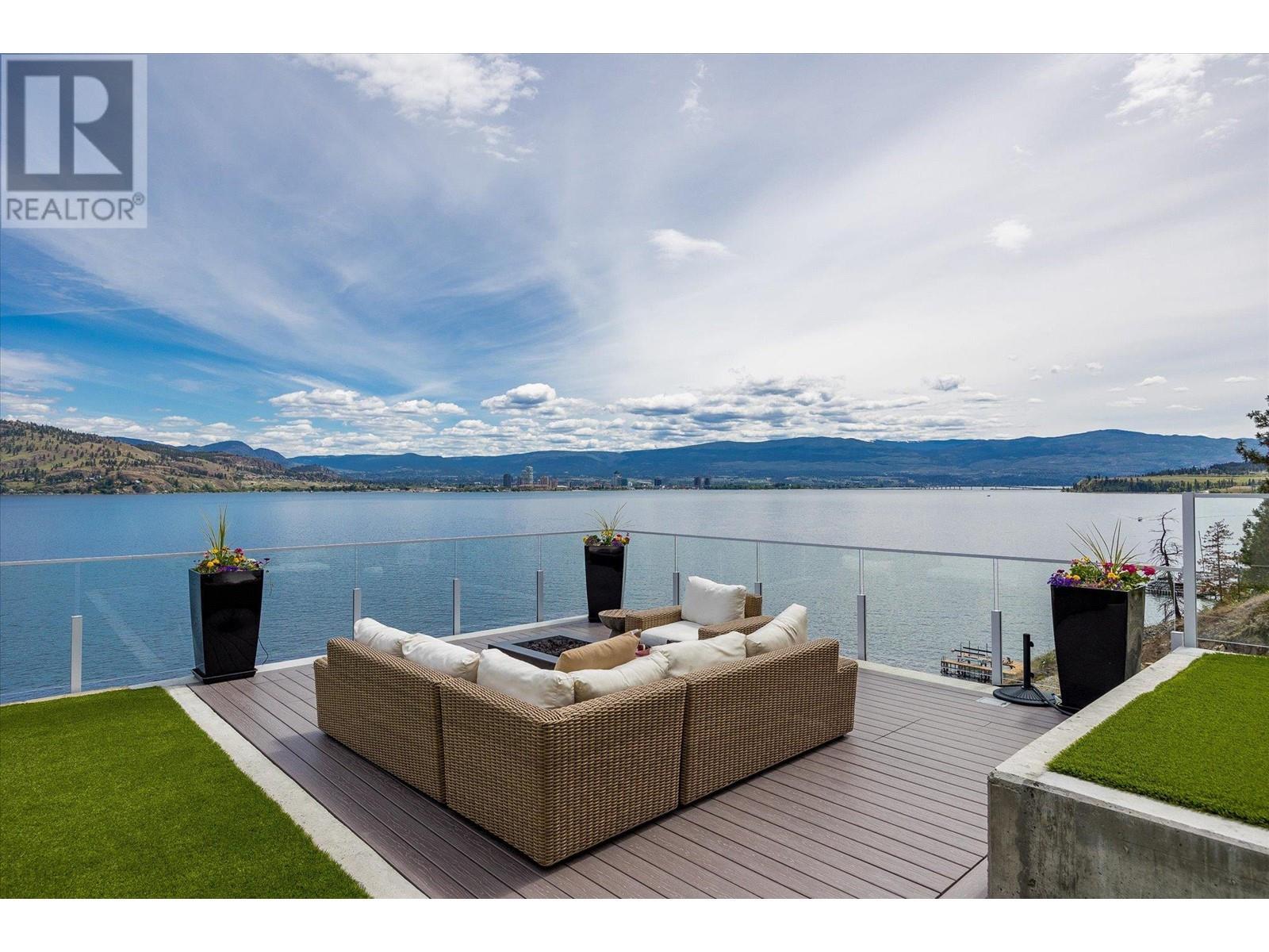 901 Westside Road S Unit# 22. West Kelowna, British Columbia