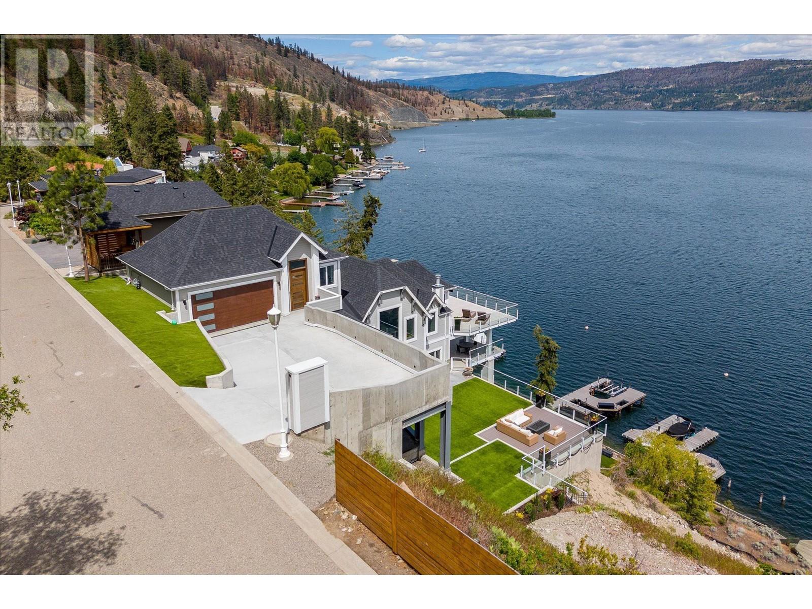 901 Westside Road S Unit# 22. West Kelowna, British Columbia