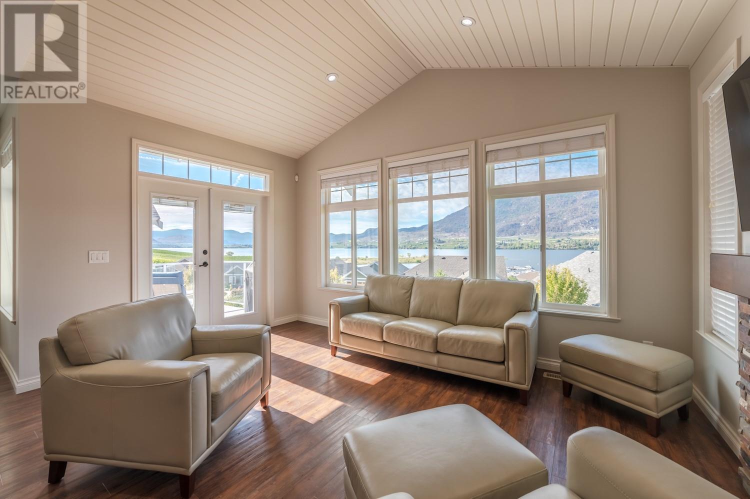 2450 Radio Tower Road Unit# 206. Oliver, British Columbia