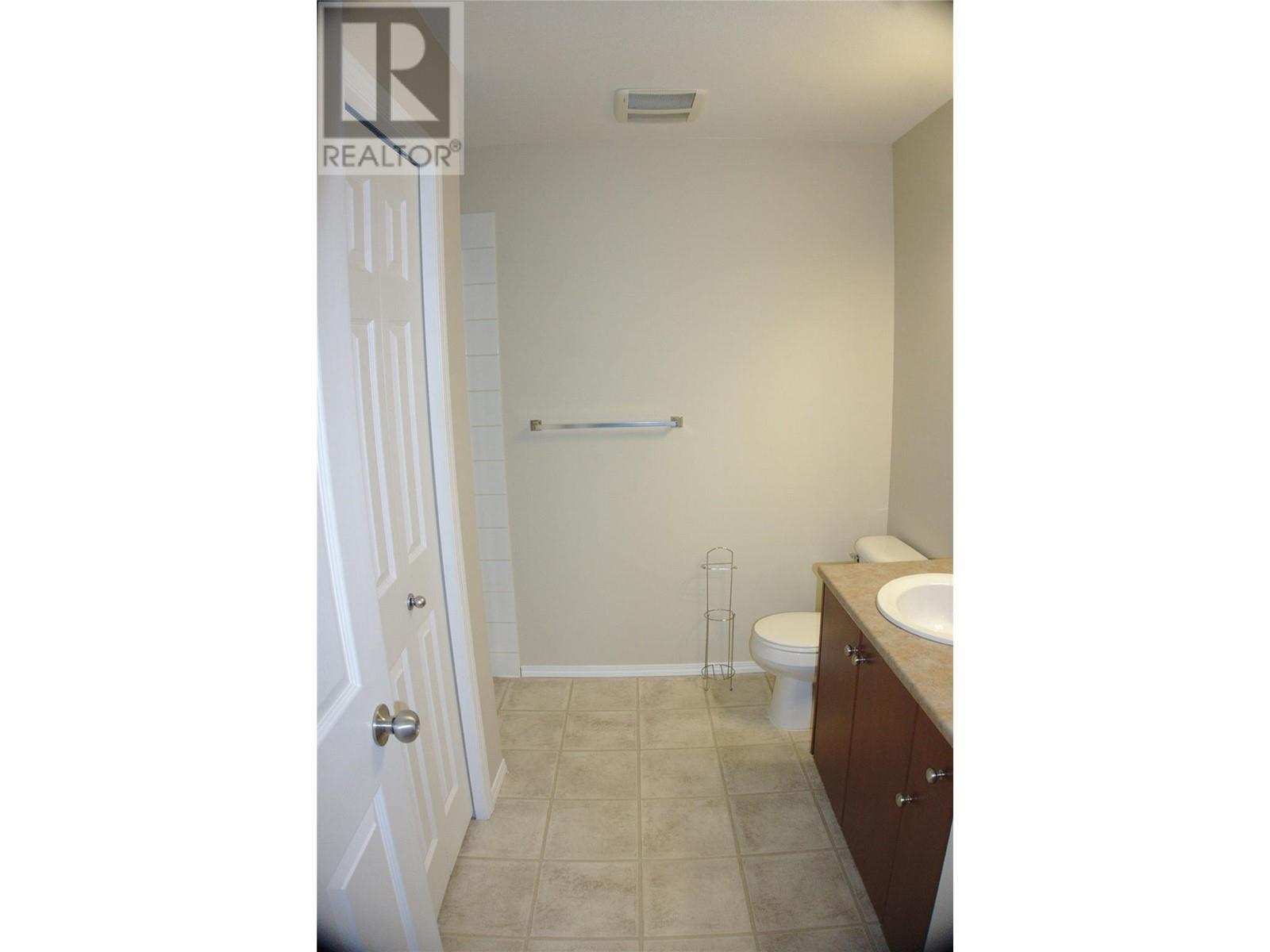 1875 Country Club Drive Unit# 1316. Kelowna, British Columbia