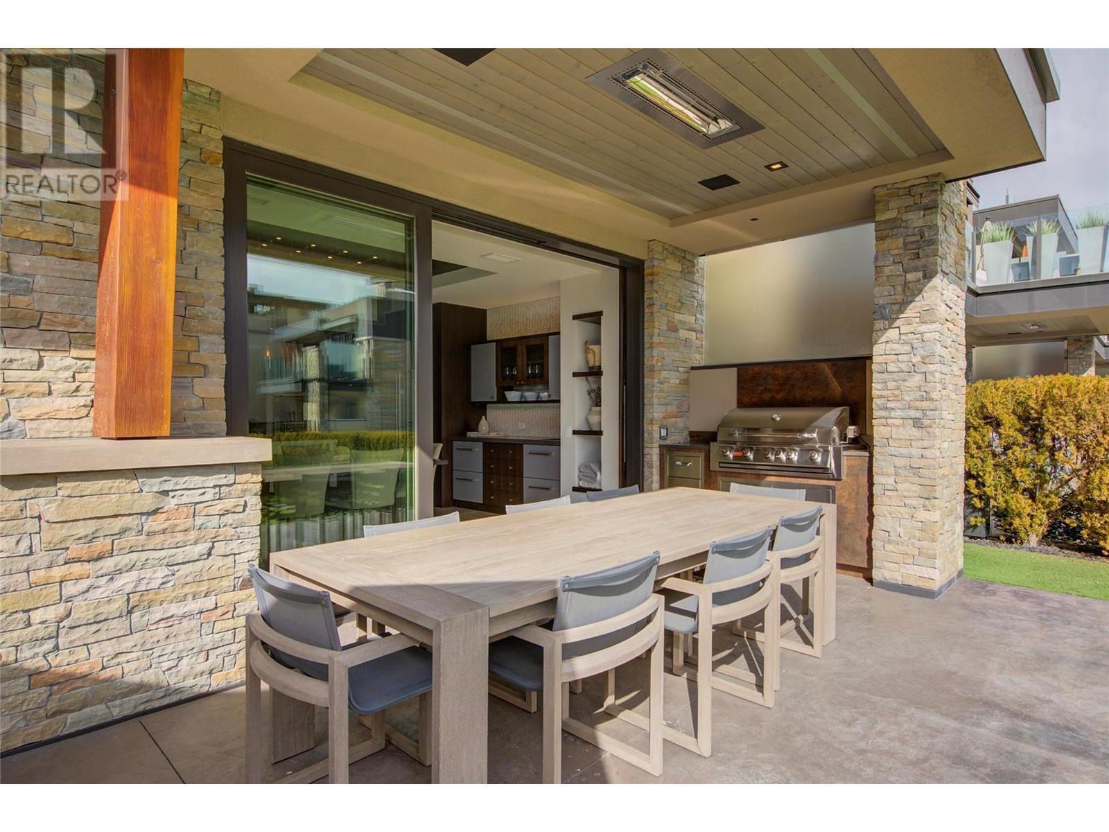 3745 West Bay Road Unit# 14. West Kelowna, British Columbia
