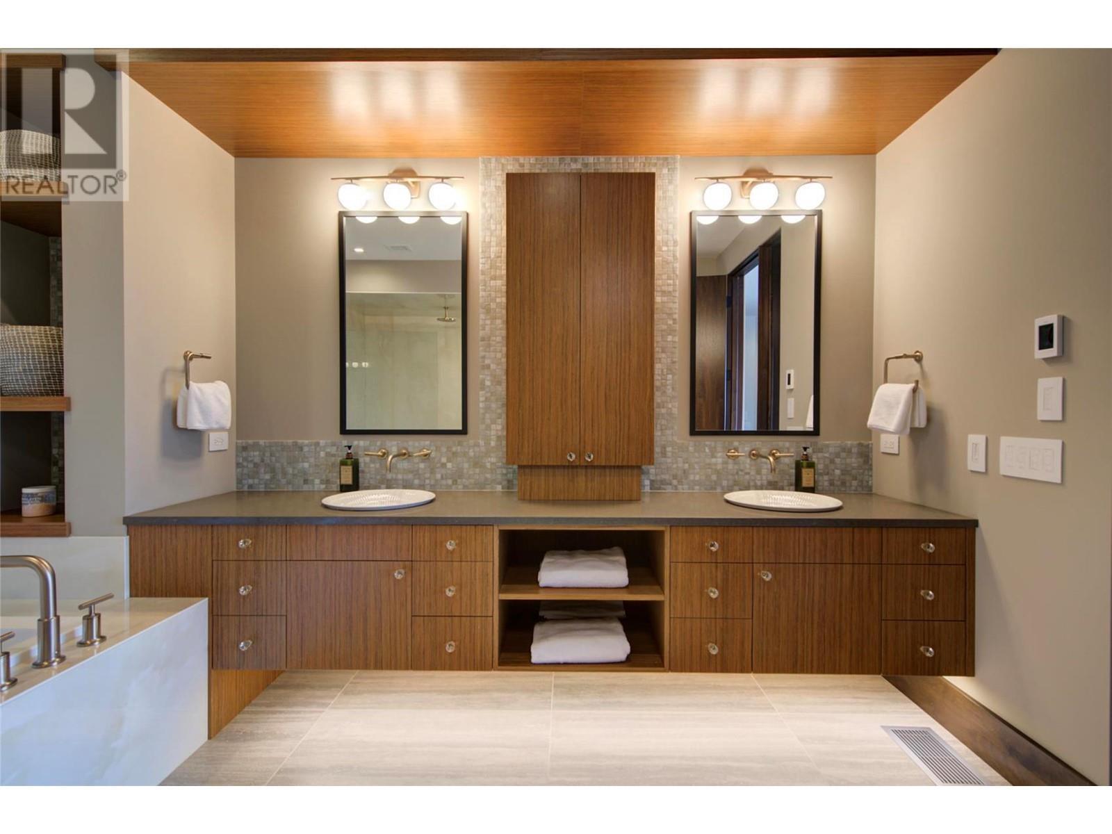 3745 West Bay Road Unit# 14. West Kelowna, British Columbia