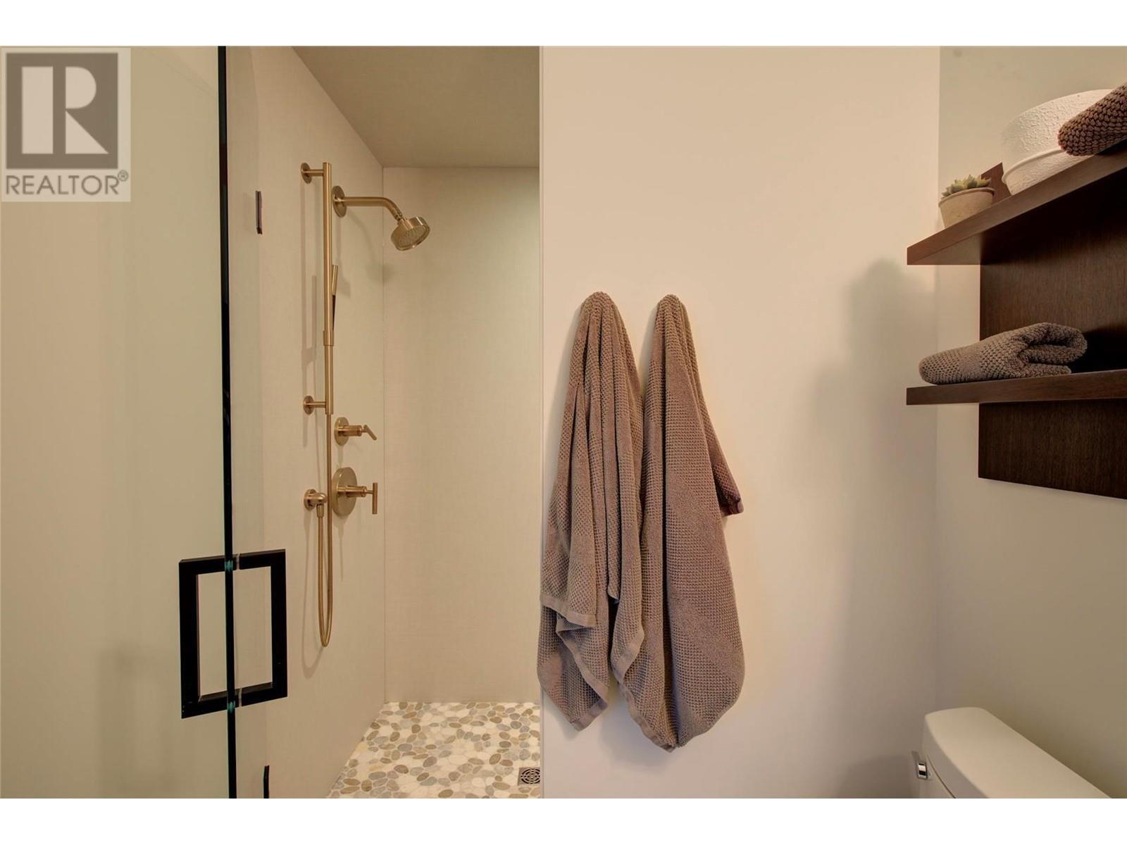 3745 West Bay Road Unit# 14. West Kelowna, British Columbia