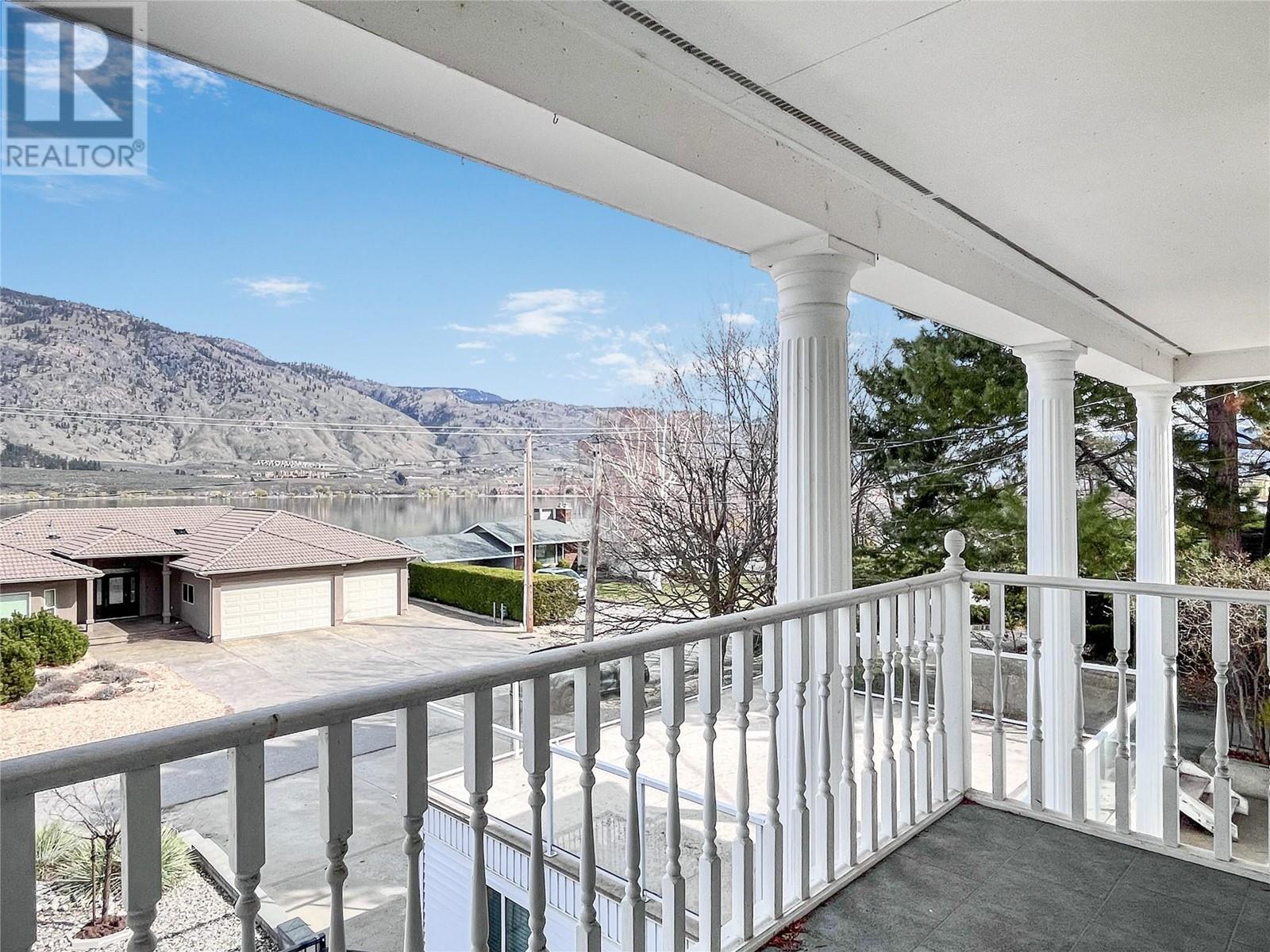 8404 Gala Crescent. Osoyoos, British Columbia
