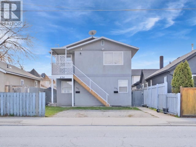 654 Wade Avenue W Unit# #101 & #102, Penticton
