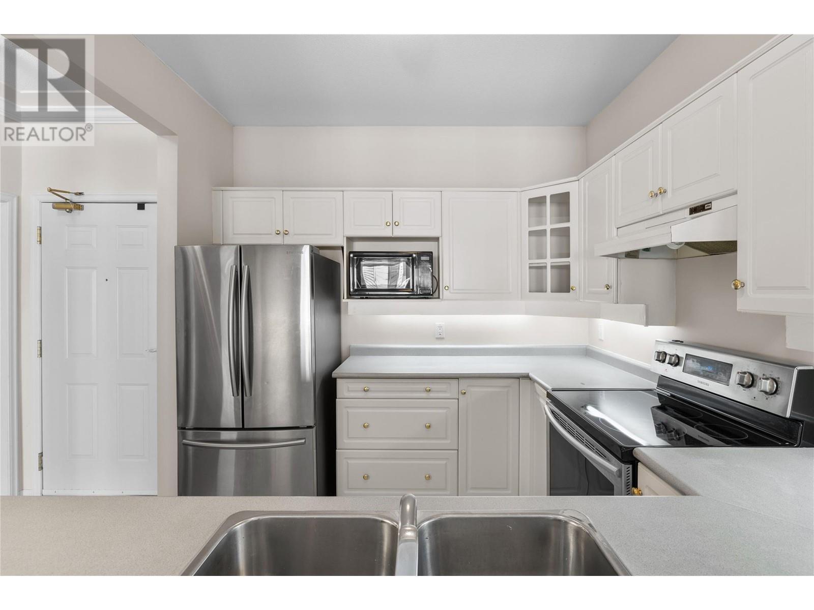 877 Klo Road Unit# 127. Kelowna, British Columbia