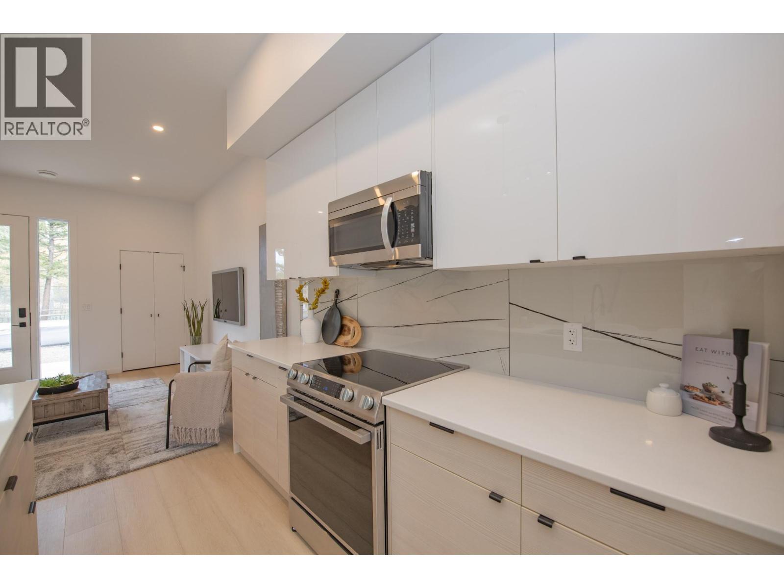 9188 Tronson Road Unit# 4. Vernon, British Columbia