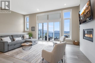 3220 Hilltown Drive Unit# 20. Kelowna, British Columbia