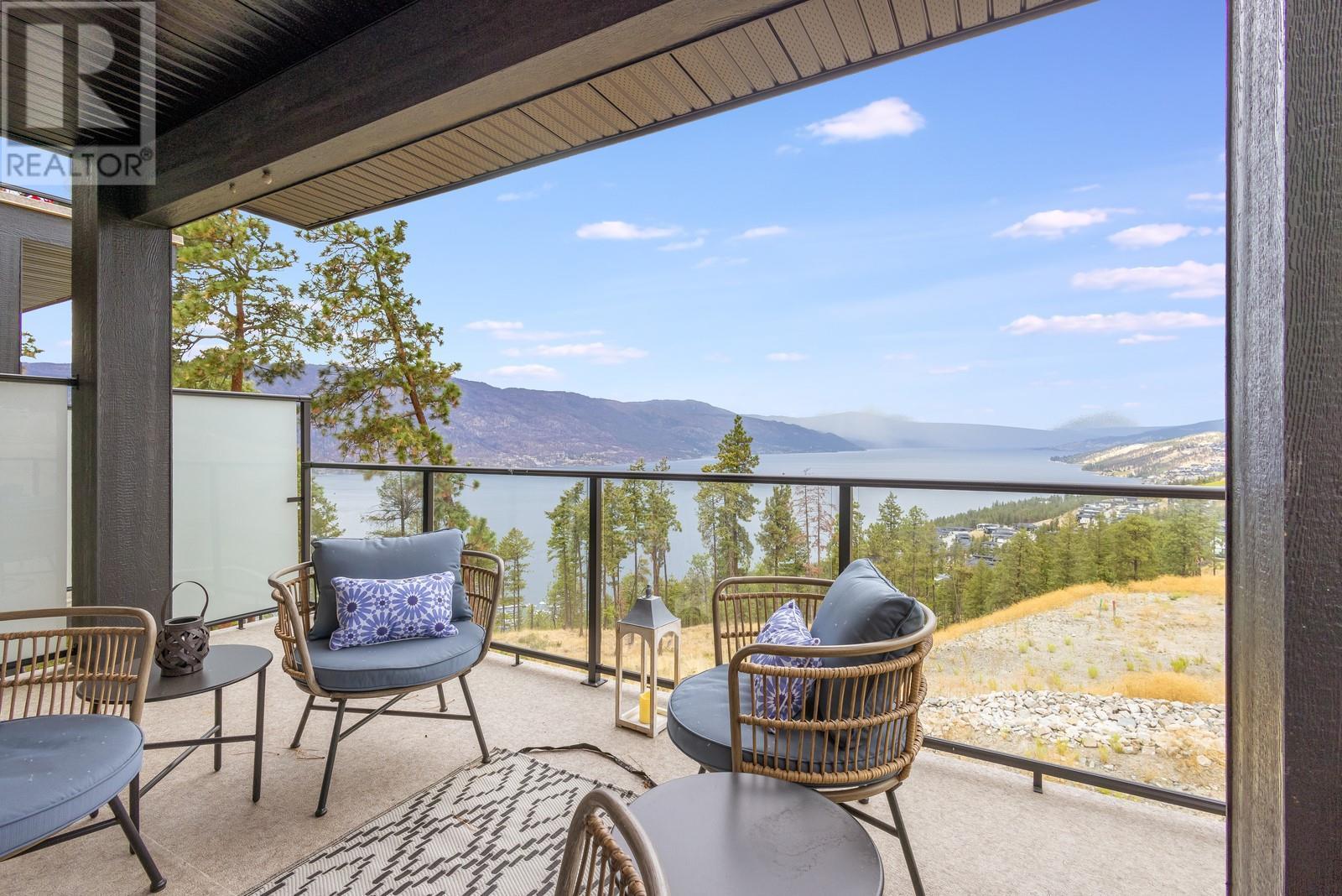 3220 Hilltown Drive Unit# 20. Kelowna, British Columbia