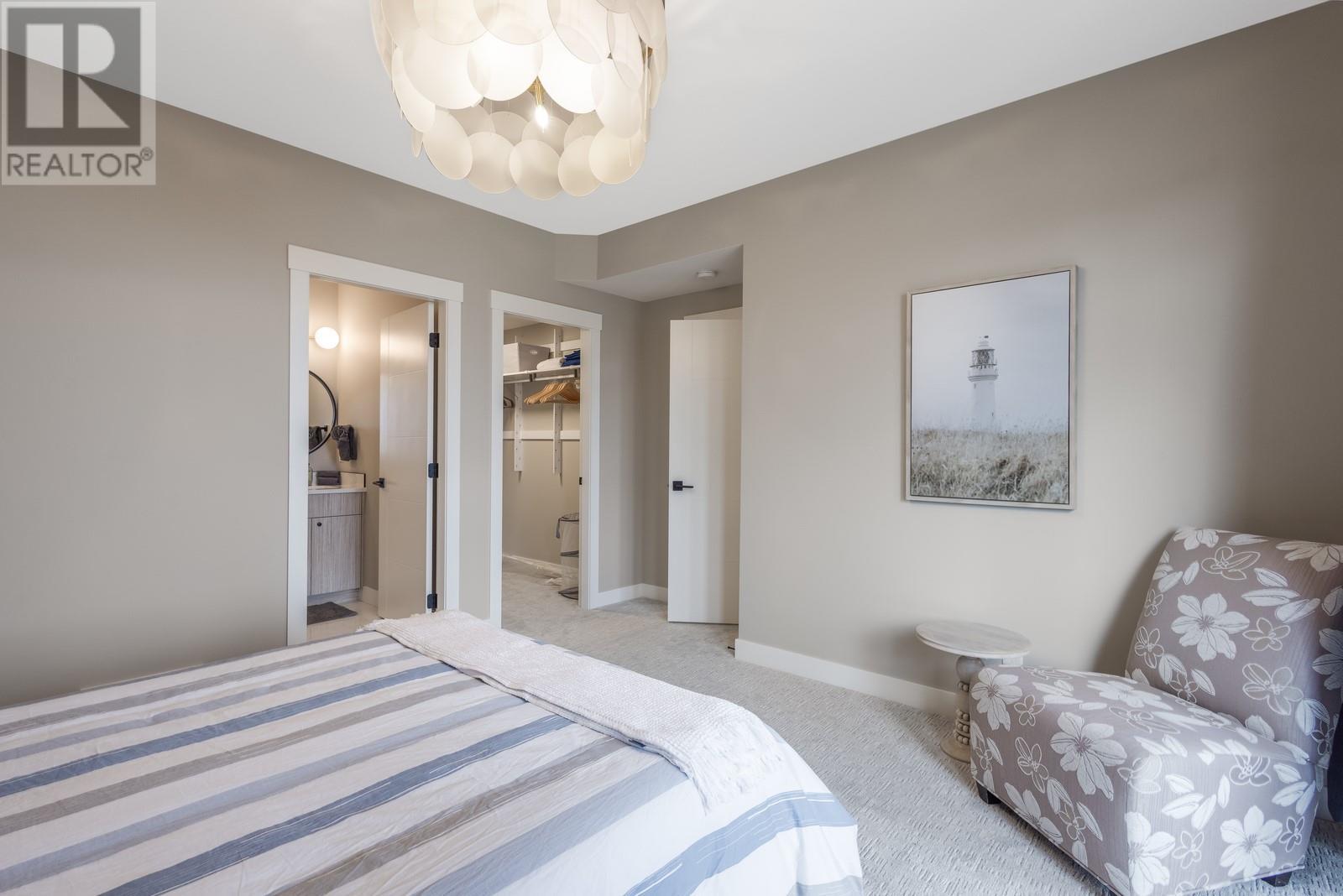 3220 Hilltown Drive Unit# 20. Kelowna, British Columbia