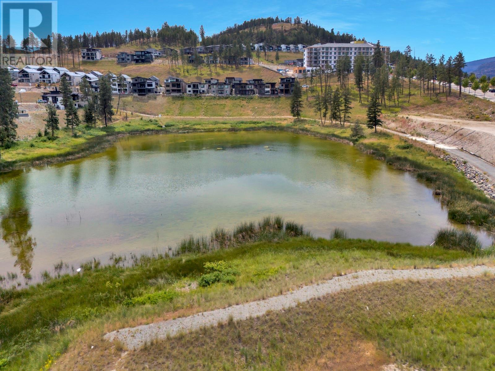 3220 Hilltown Drive Unit# 20. Kelowna, British Columbia