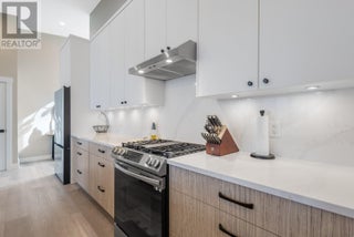 3220 Hilltown Drive Unit# 20. Kelowna, British Columbia