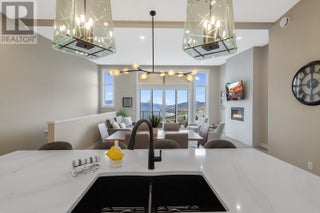 3220 Hilltown Drive Unit# 20. Kelowna, British Columbia