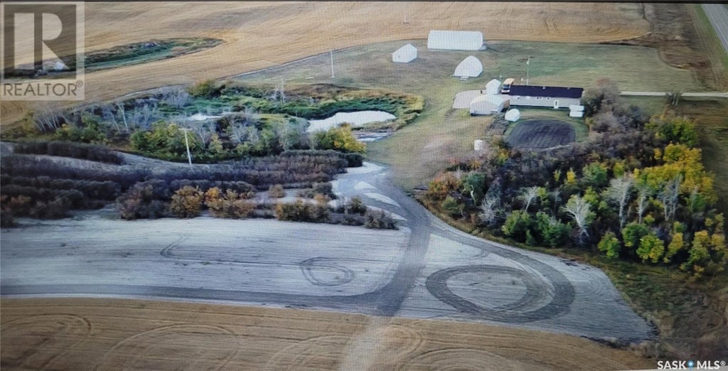 Gonsch Acreage, Longlaketon Rm No. 219