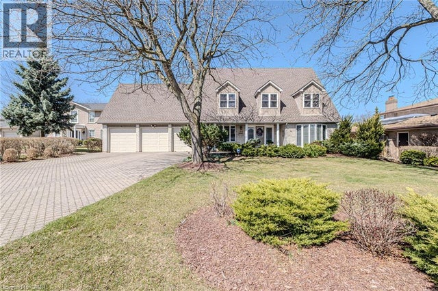 136 Country Club Drive, Hamilton