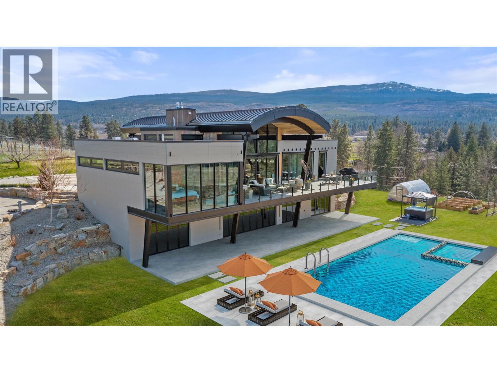 4275 Todd Road. Kelowna, British Columbia