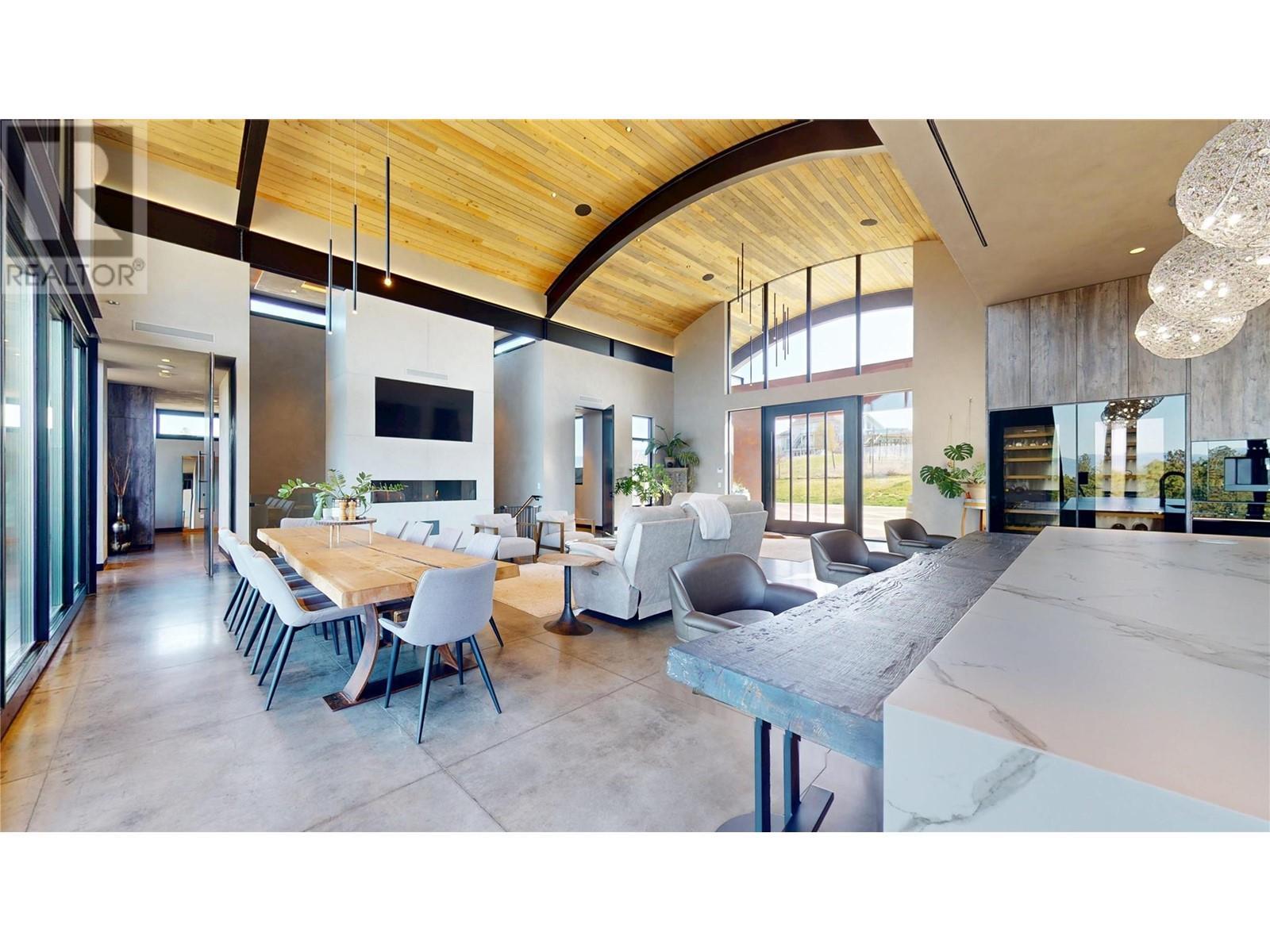 4275 Todd Road. Kelowna, British Columbia