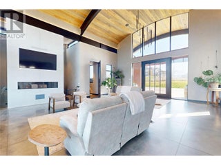 4275 Todd Road. Kelowna, British Columbia