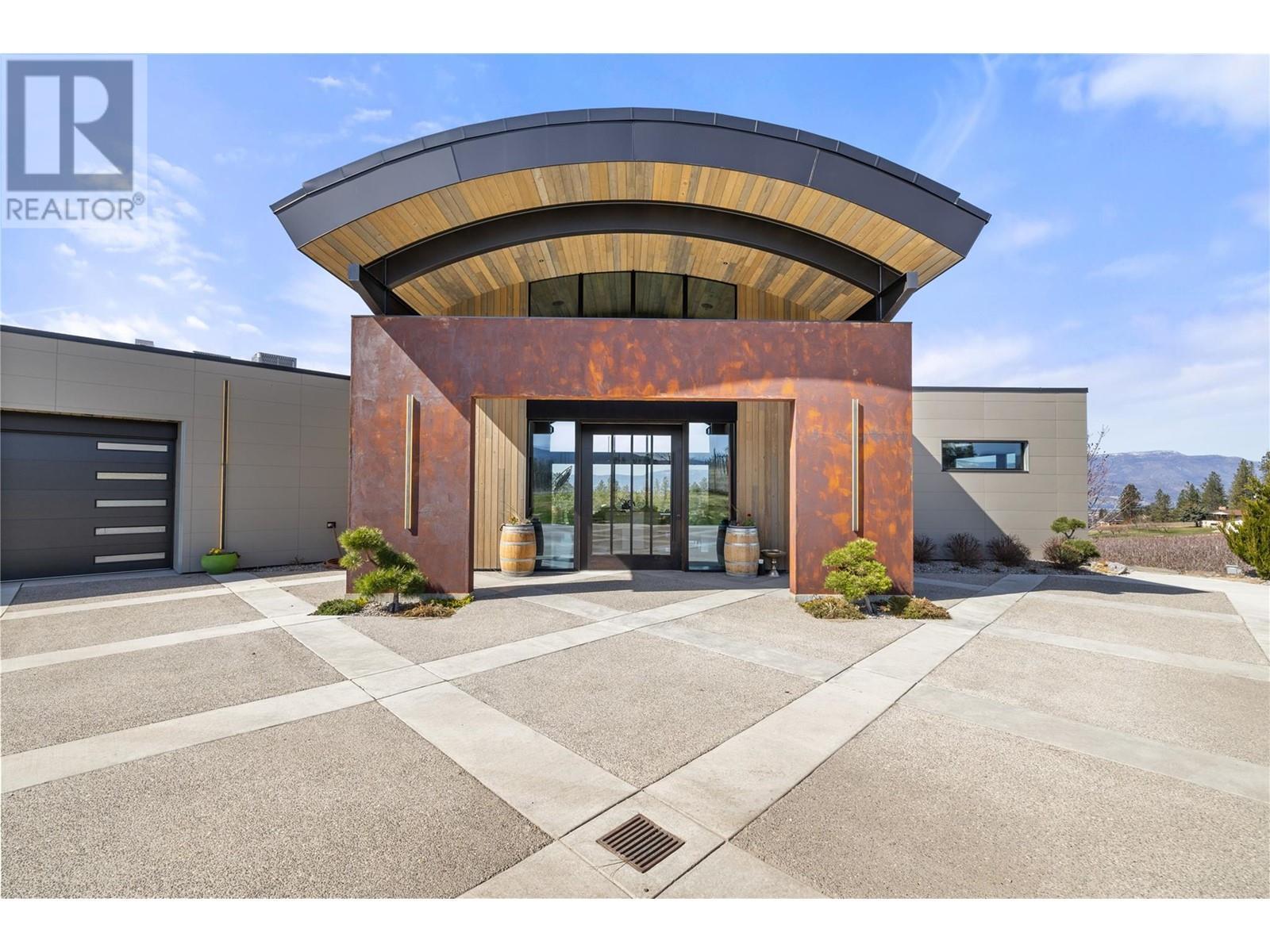 4275 Todd Road. Kelowna, British Columbia