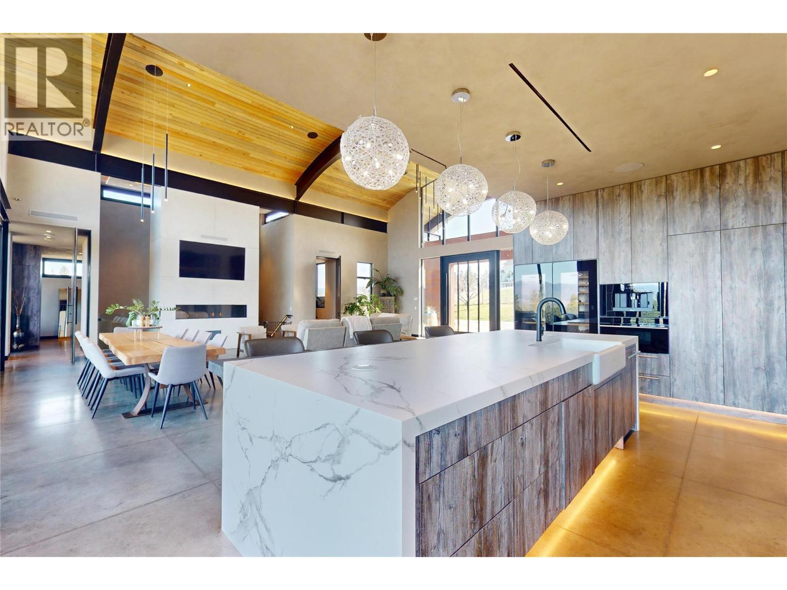 4275 Todd Road. Kelowna, British Columbia