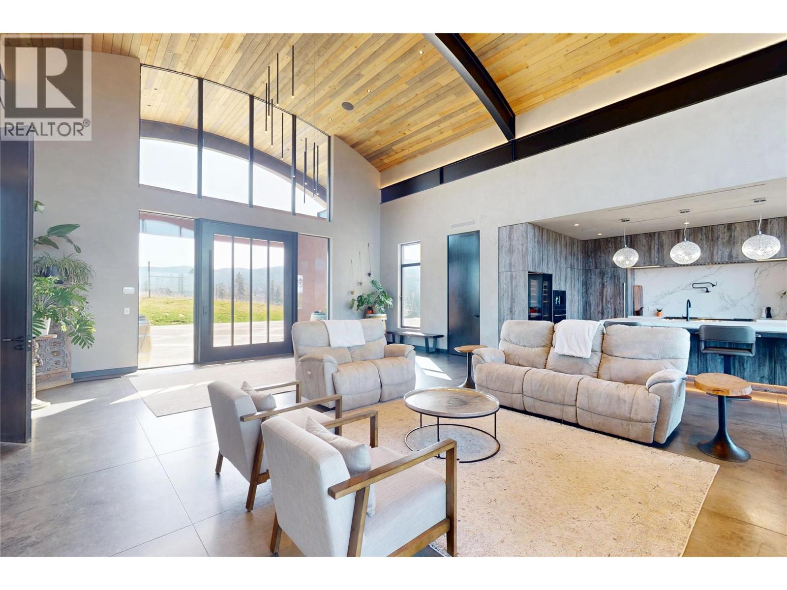 4275 Todd Road. Kelowna, British Columbia