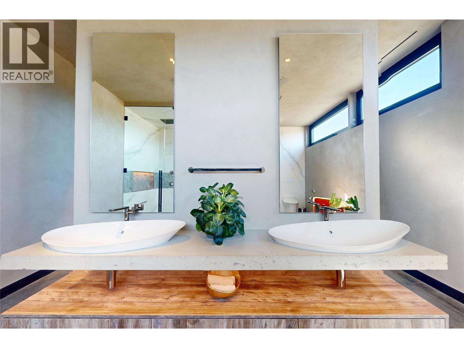 4275 Todd Road. Kelowna, British Columbia