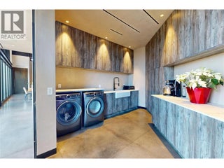 4275 Todd Road. Kelowna, British Columbia