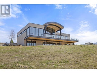 4275 Todd Road. Kelowna, British Columbia